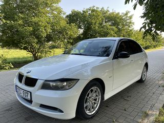 BMW 3 Series foto 6