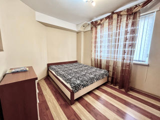 Apartament cu 1 cameră, 57 m², Râșcani, Chișinău foto 3