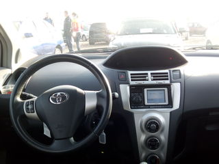 Toyota Yaris foto 4