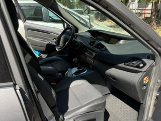 Renault Grand Scenic foto 6