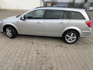 Opel Astra foto 4