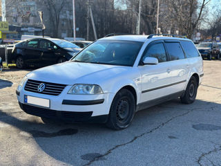 Volkswagen Passat foto 2