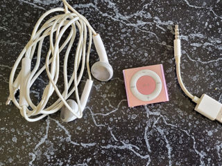 Se vinde Apple iPod Shuffle 4th Generation (A1373) 2GB roz foto 7