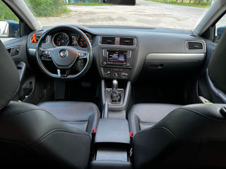 Volkswagen Jetta foto 10