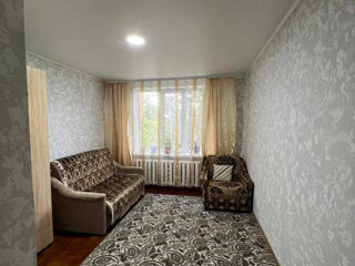Apartament cu 2 camere, 32 m², Buiucani, Chișinău foto 2