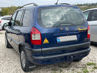 Opel Zafira foto 5