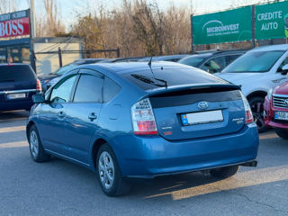 Toyota Prius foto 7