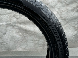 1x Hankook 245/40R18 foto 2