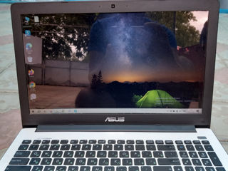 Vând Asus X502C Laptop