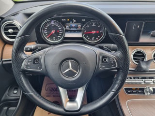 Mercedes E-Class foto 17