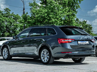 Skoda Superb foto 5