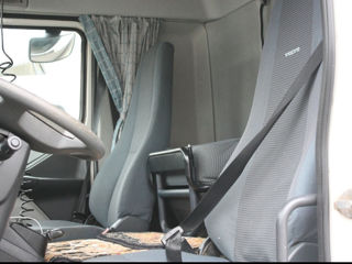 Volvo FL240 foto 7