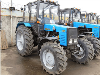 Cumpr tractor MTZ