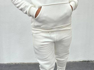 Costume sportive groase!