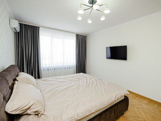 Apartament cu 4 camere, 116 m², Centru, Chișinău foto 3