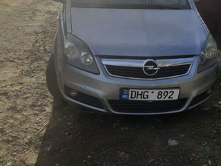 Opel Zafira foto 3