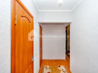 Apartament cu 2 camere, 56 m², Botanica, Chișinău foto 10