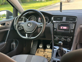 Volkswagen Golf foto 5