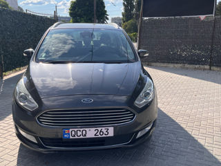 Ford Galaxy foto 2