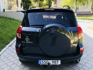 Toyota Rav 4 foto 3