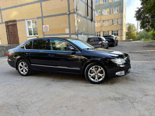 Skoda Superb foto 4