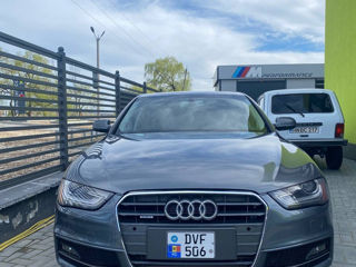 Audi A4 foto 1