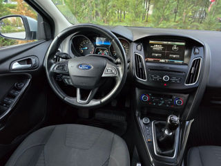 Ford Focus foto 7