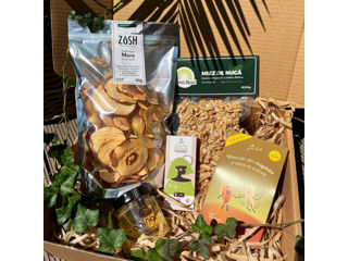 Nutritious Delights Gift Box