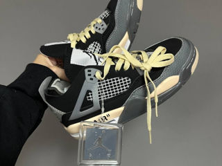 Nike Air Jordan 4 Retro x Off-White Black Women's foto 5