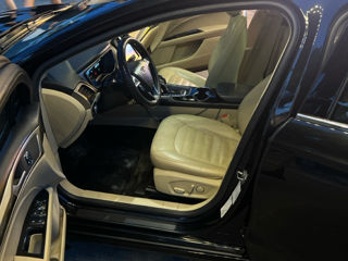 Ford Fusion фото 4