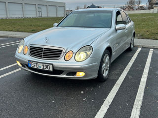 Mercedes E-Class foto 7