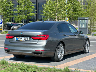 BMW 7 Series foto 6