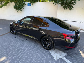 Skoda Superb foto 3