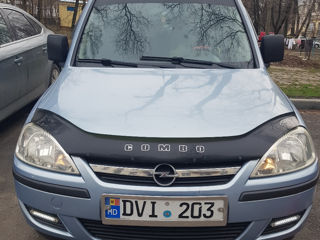 Opel Combo foto 1