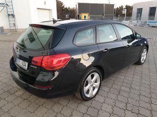 Opel Astra foto 4