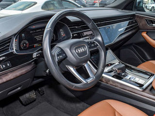 Audi Q8 foto 10