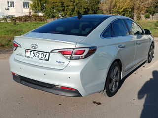 Hyundai Sonata foto 3