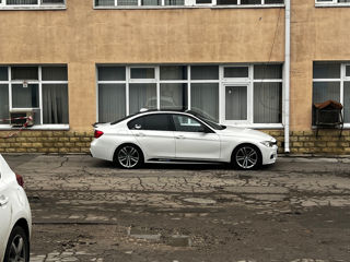 BMW 3 Series foto 2