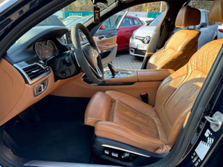 BMW 7 Series foto 7