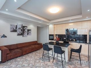 Apartament cu 3 camere, 95 m², Centru, Chișinău foto 2