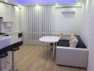 Apartament cu 2 camere, 62 m², Buiucani, Chișinău foto 3