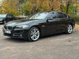 BMW 5 Series foto 5