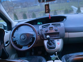 Renault Scenic foto 2