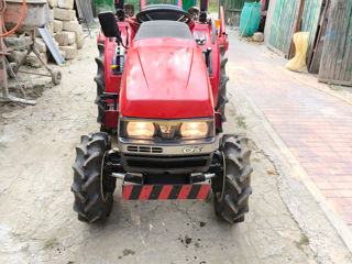 Se vinde tractor Mitsubishi 18  c.putere foto 6