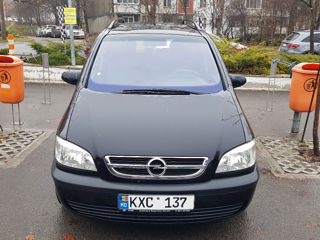 Opel Zafira foto 3