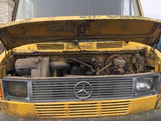 Mercedes 207 208 209 210 310d foto 4