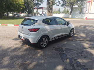 Renault Clio foto 4