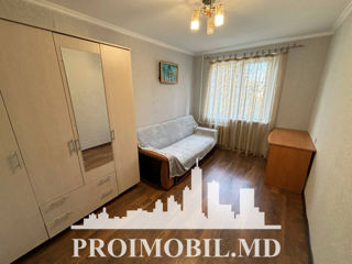 Apartament cu 2 camere, 55 m², Botanica, Chișinău foto 3