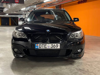 BMW 5 Series foto 1