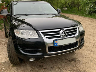 Volkswagen Touareg foto 2